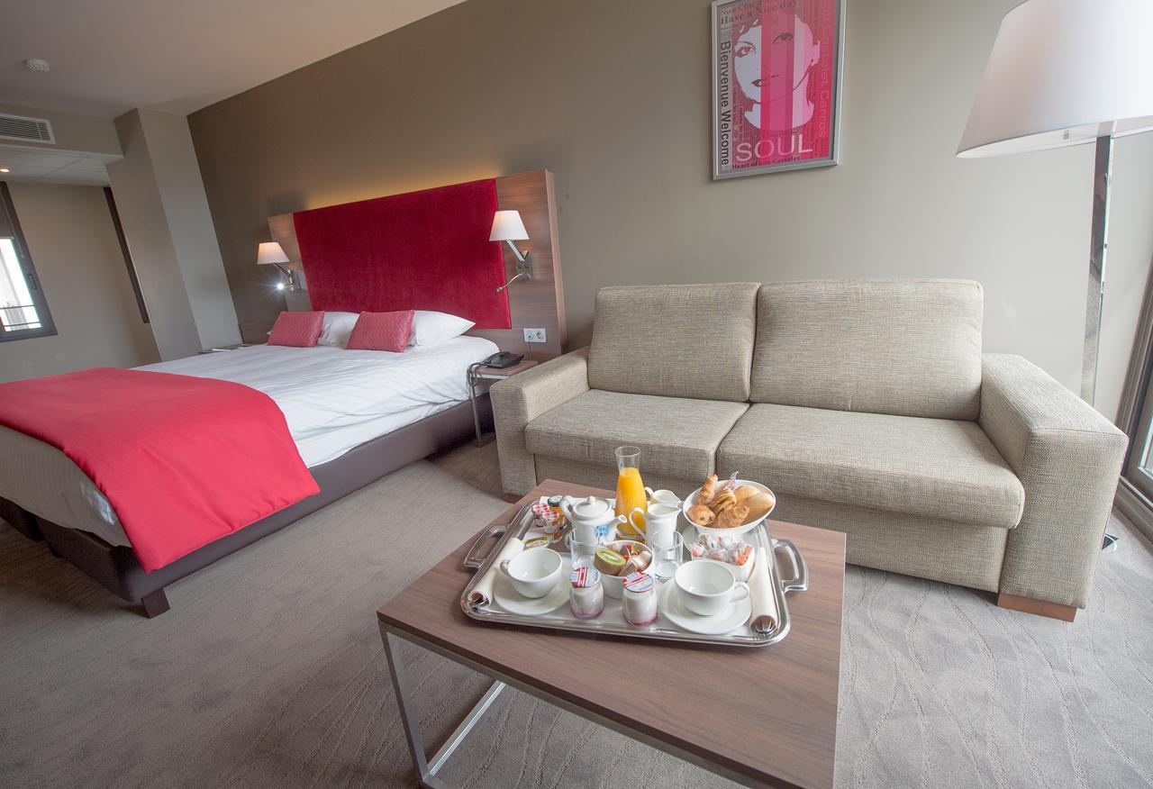 Hotel Lou Castelet การ์โรส ภายนอก รูปภาพ