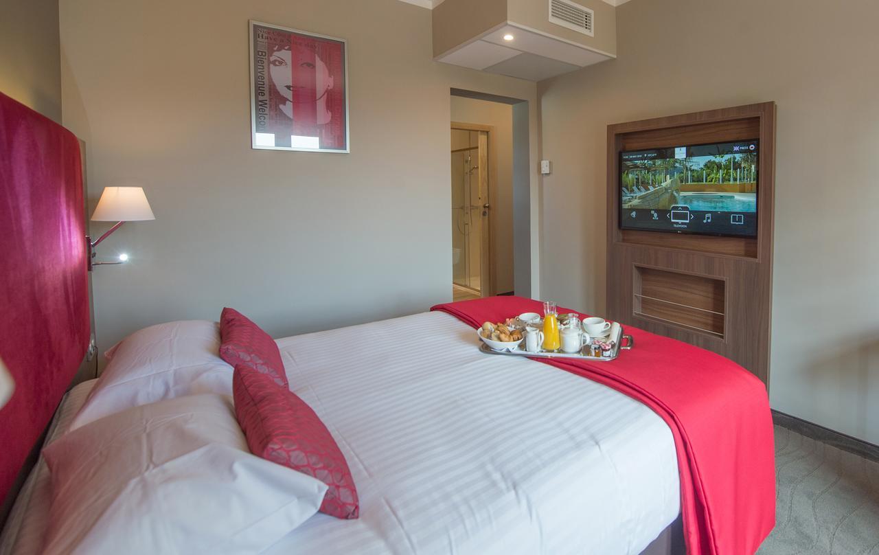 Hotel Lou Castelet การ์โรส ภายนอก รูปภาพ