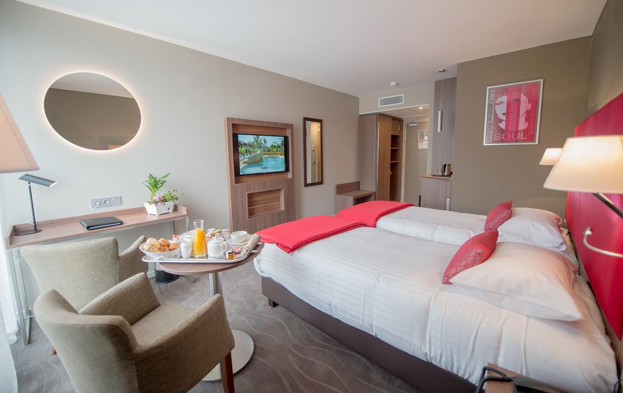 Hotel Lou Castelet การ์โรส ภายนอก รูปภาพ