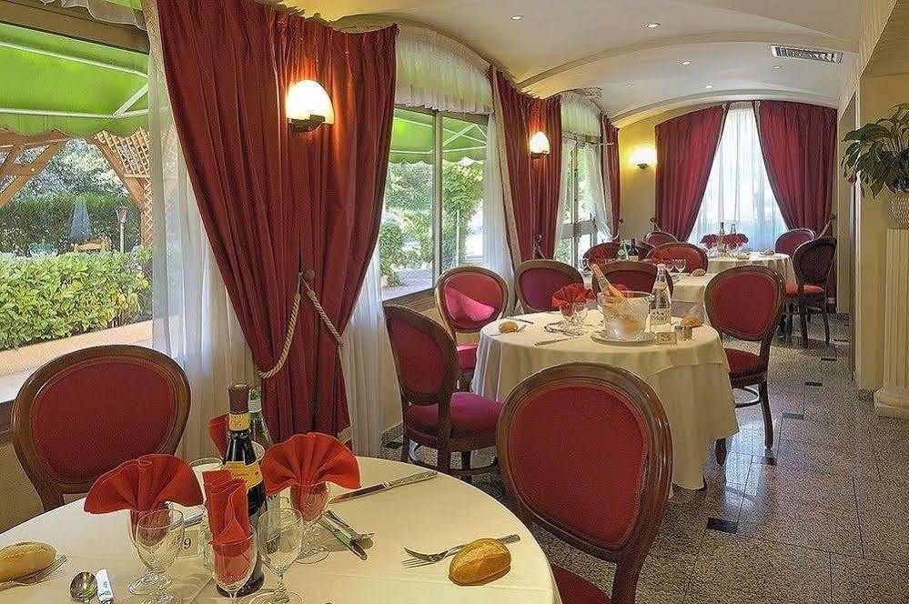 Hotel Lou Castelet การ์โรส ภายนอก รูปภาพ